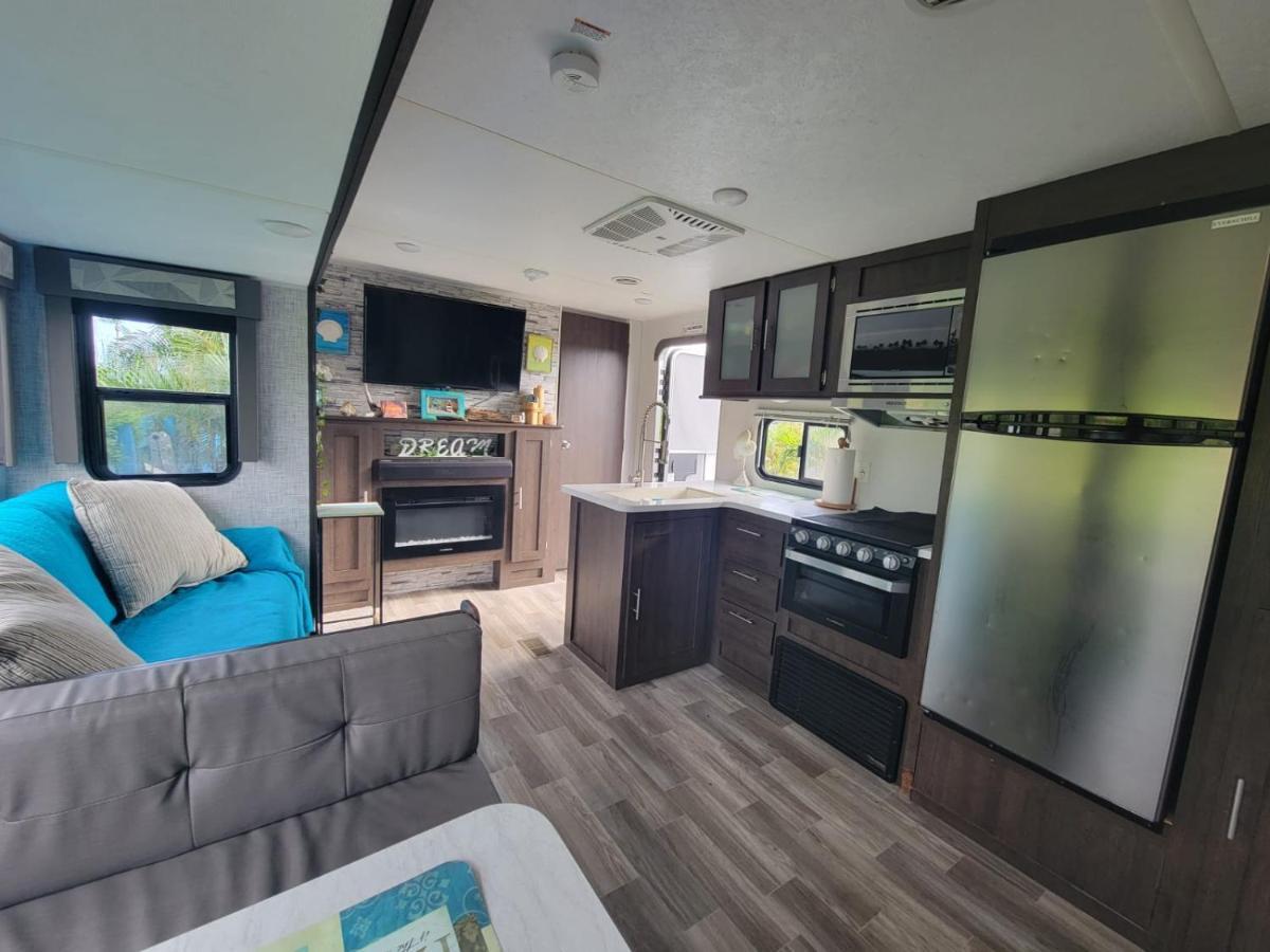 The Driftwood Oasis Apartment West Palm Beach Bagian luar foto